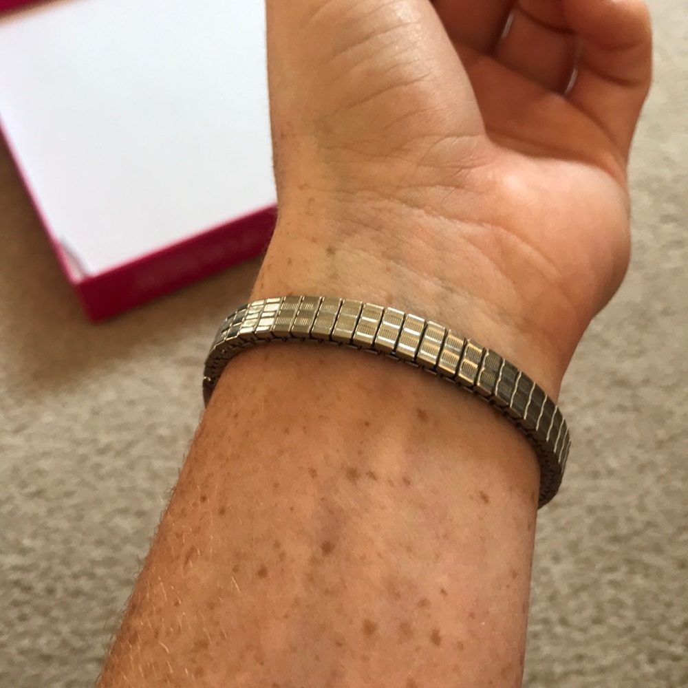 Stretchy Watch - Picture 5 of 5